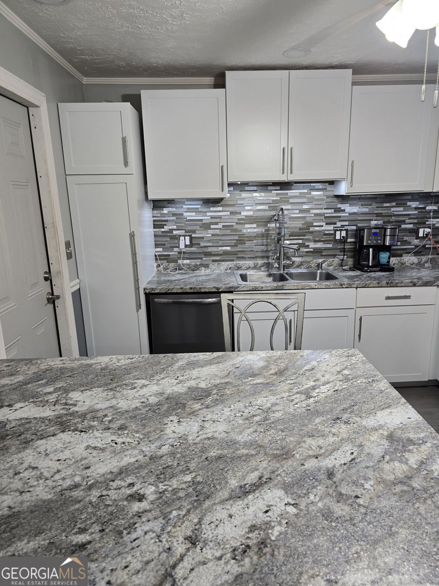 4322 Summerhill Drive Macon - 5