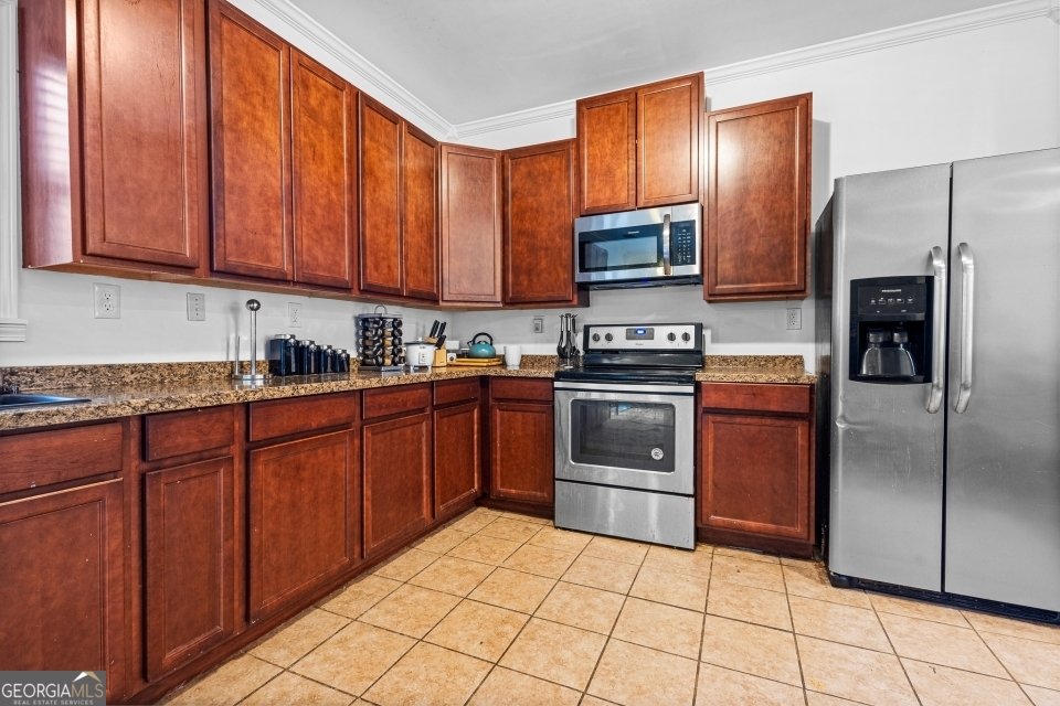 6945 Merrywood Drive Fairburn - 4