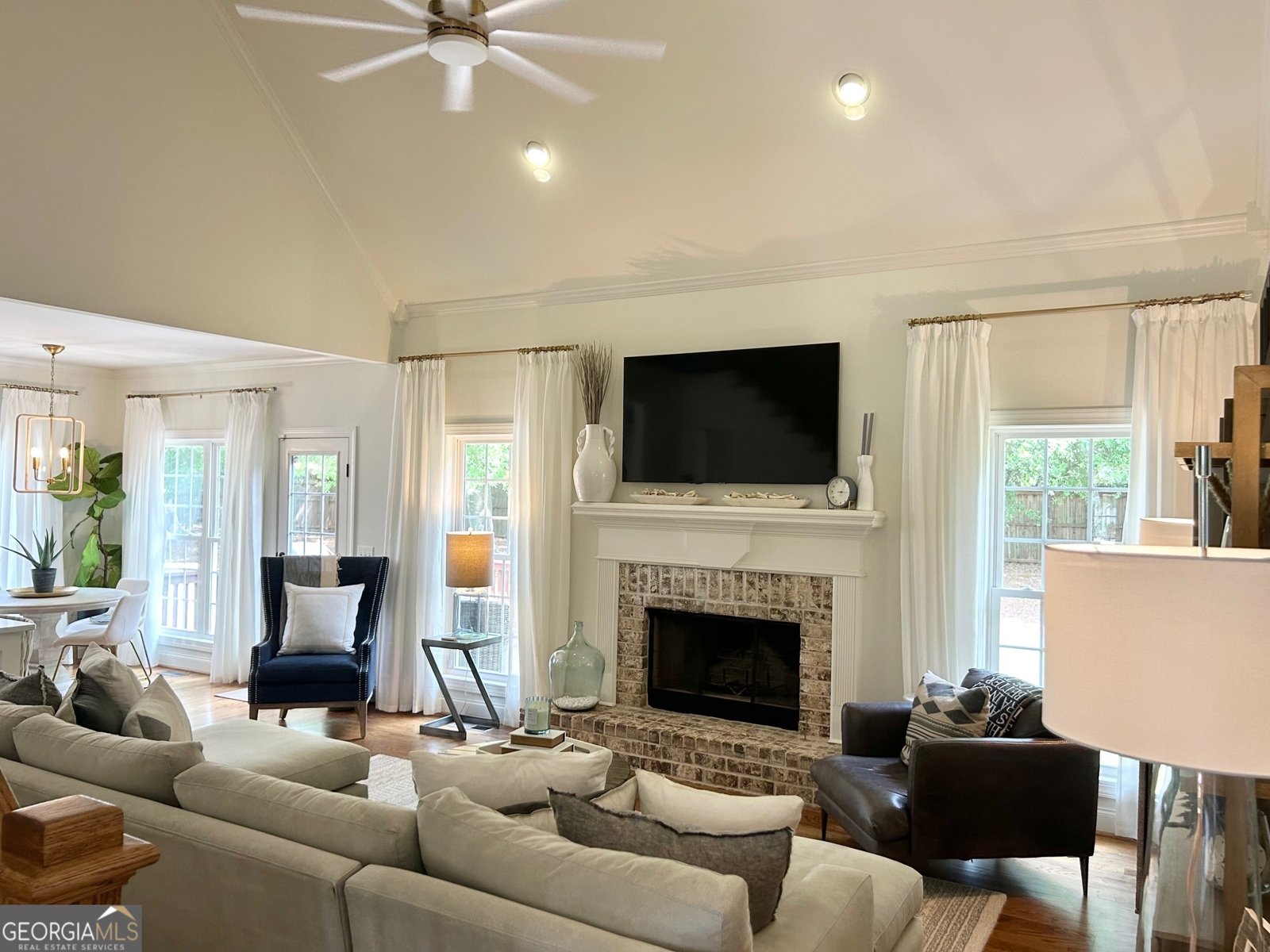 1105 HARPERFIELD Drive Bogart - 1