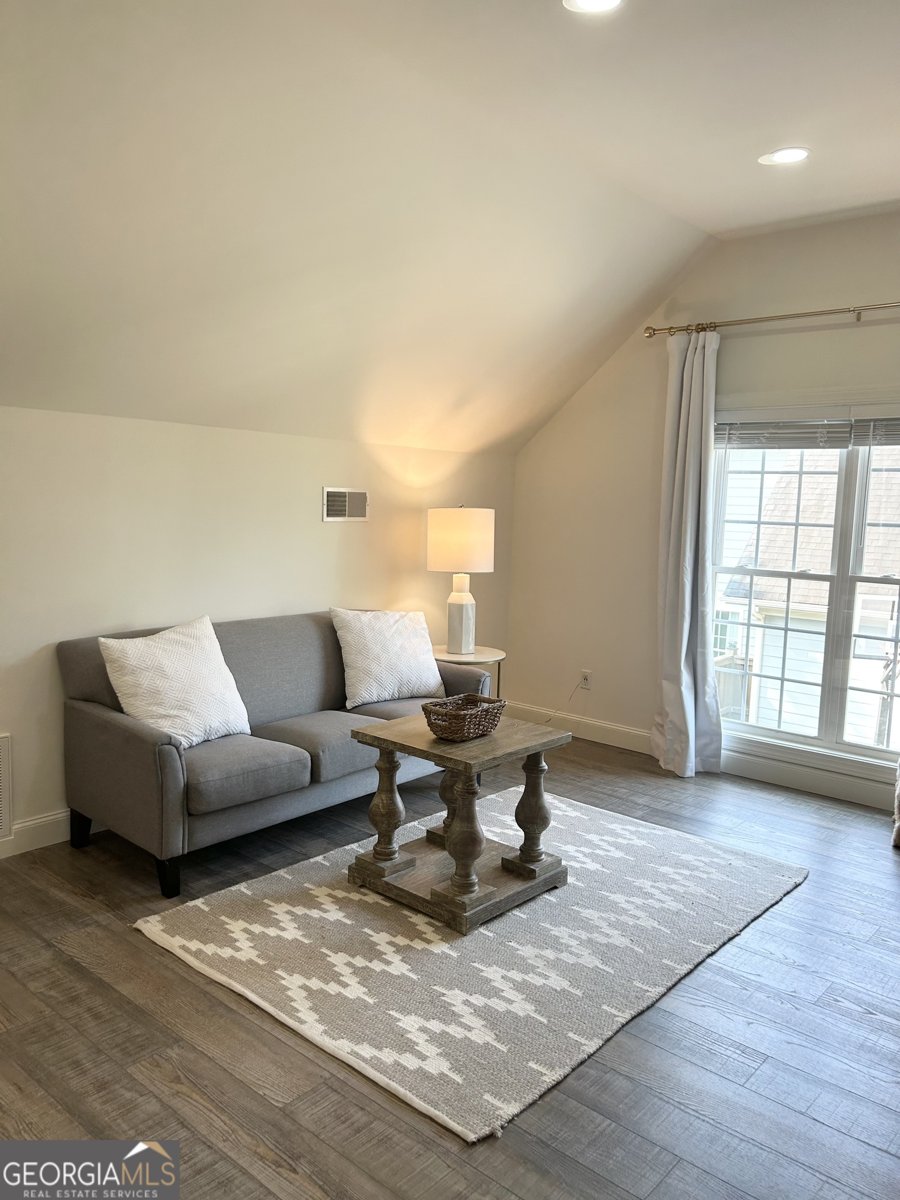 1105 HARPERFIELD Drive Bogart - 19