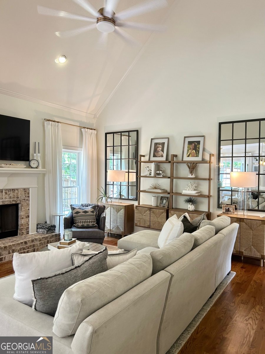 1105 HARPERFIELD Drive Bogart - 2