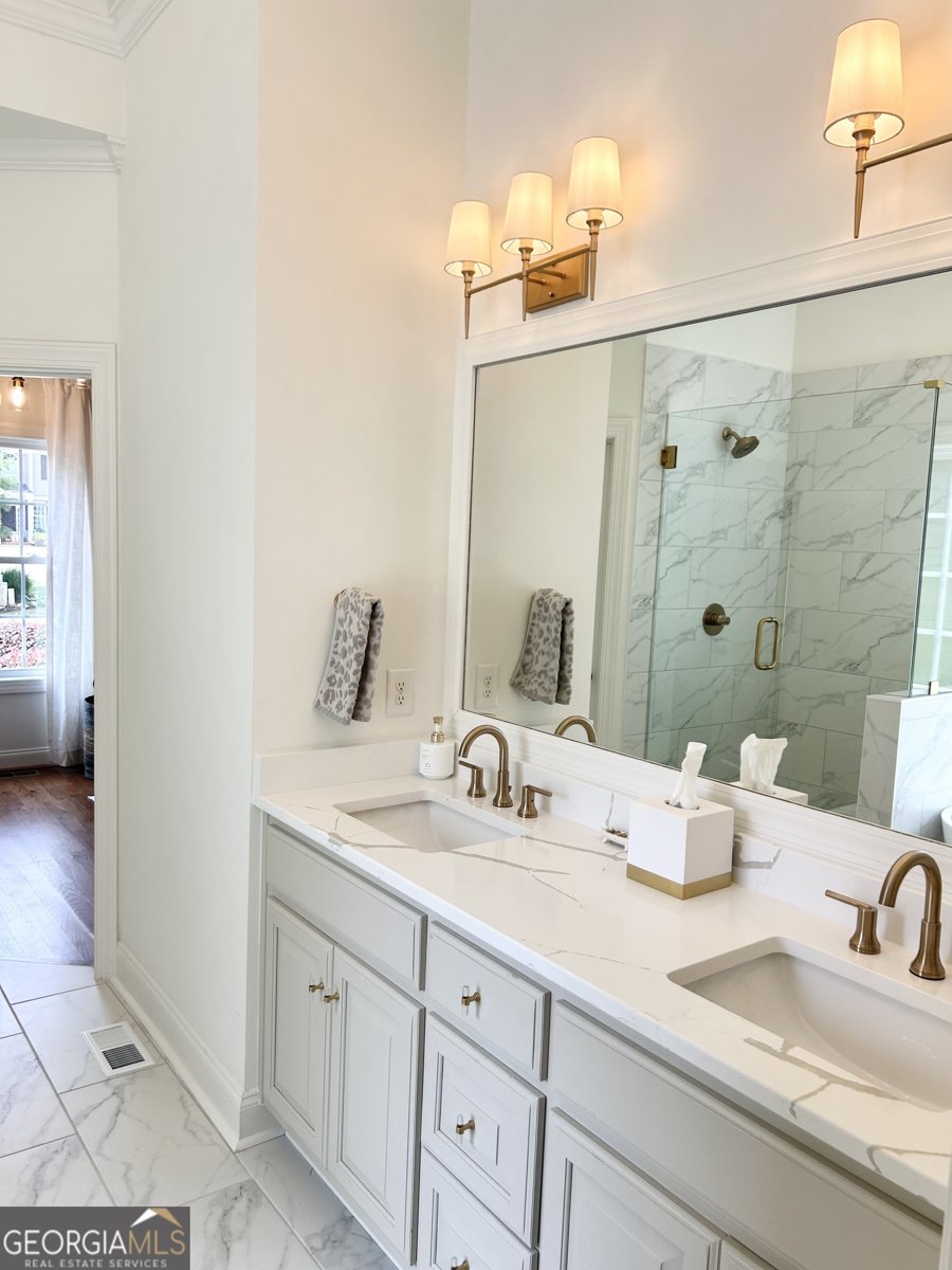 1105 HARPERFIELD Drive Bogart - 9