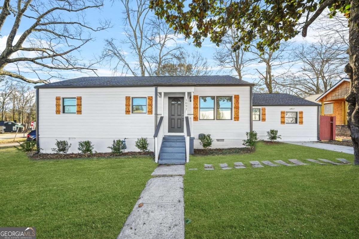 1092 Donnelly Avenue Atlanta - 1