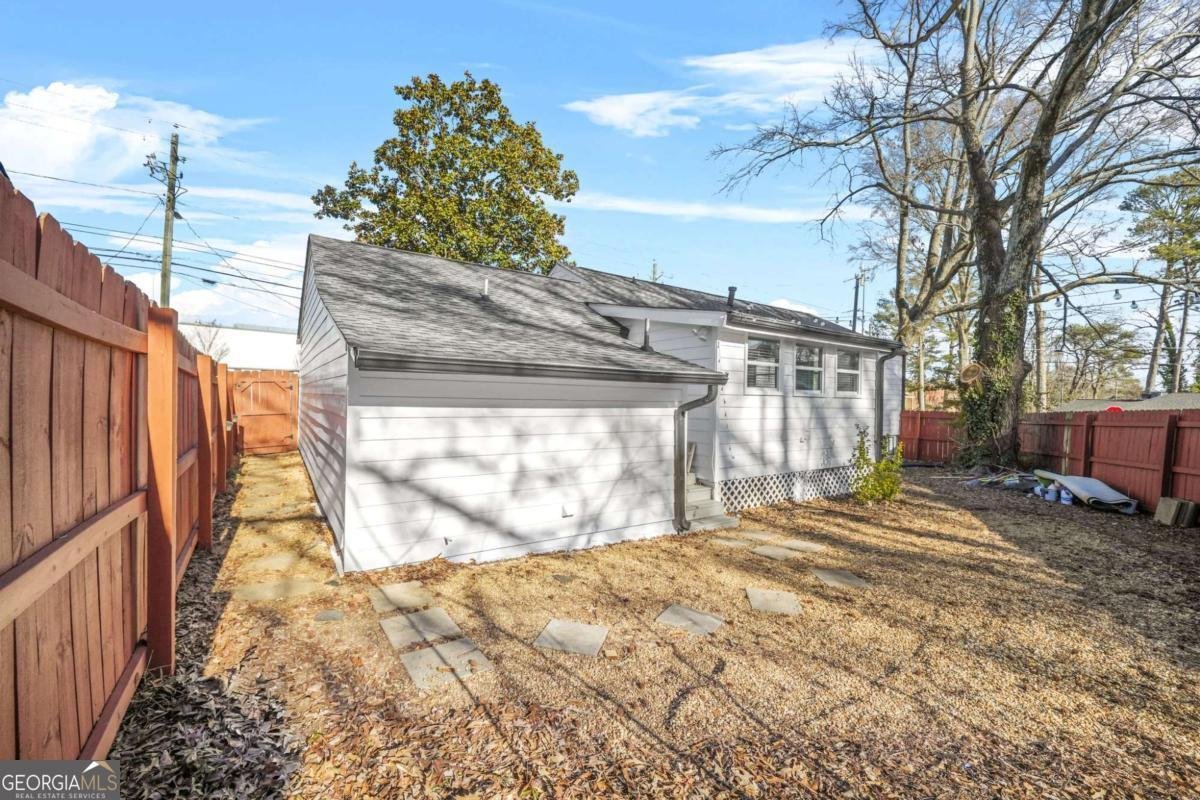 1092 Donnelly Avenue Atlanta - 35