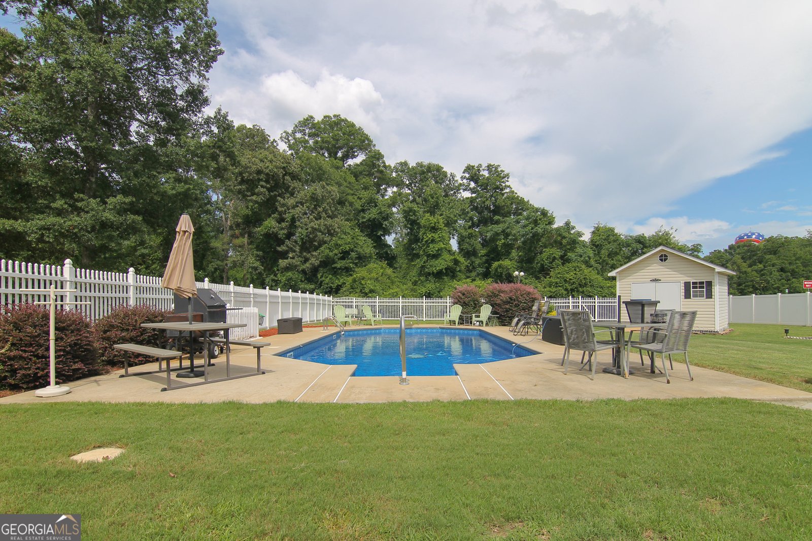 100 Scarlett Drive Warner Robins - 32