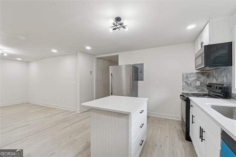 4451 FLAT SHOALS Decatur - 13