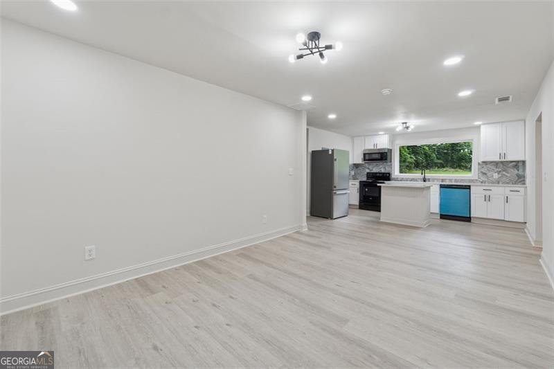 4451 FLAT SHOALS Decatur - 14