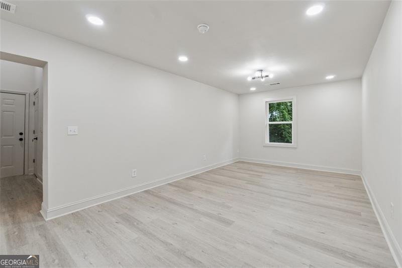 4451 FLAT SHOALS Decatur - 16