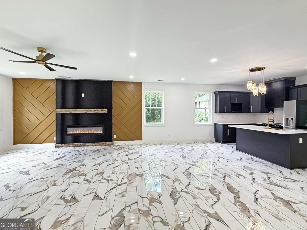243 Roxbury Drive Riverdale - 3