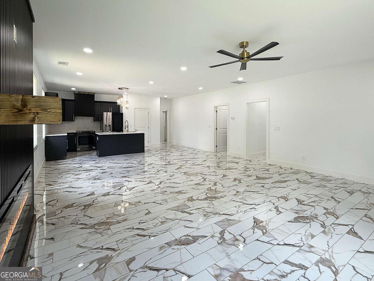 243 Roxbury Drive Riverdale - 4