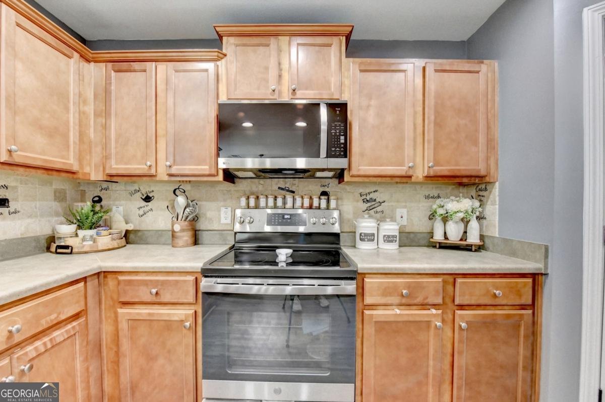 1811 Alberta Lane Winder - 18