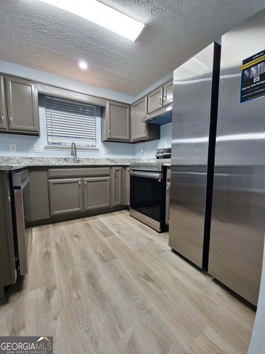 5538 Pineridge Court Forest Park - 4