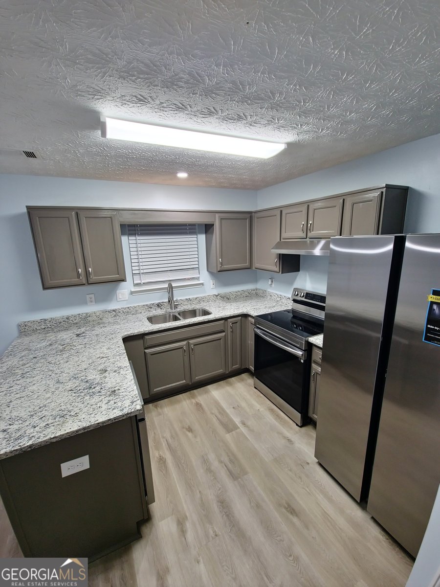 5538 Pineridge Court Forest Park - 6