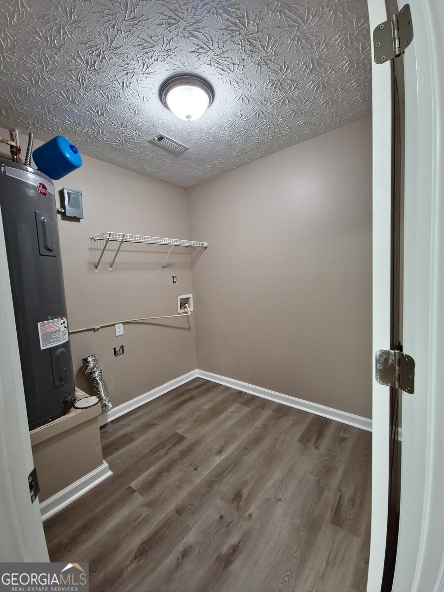 5538 Pineridge Court Forest Park - 7
