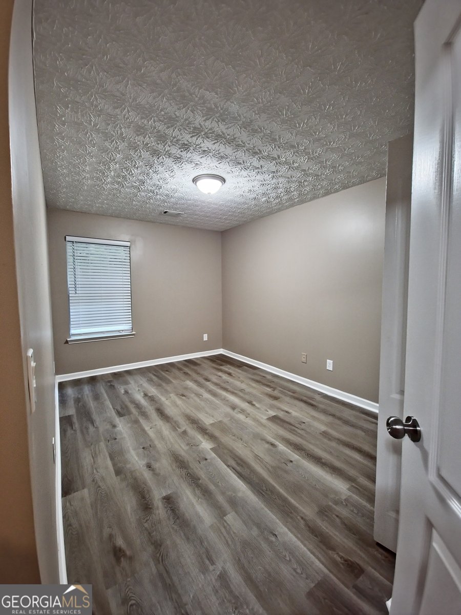 5538 Pineridge Court Forest Park - 9