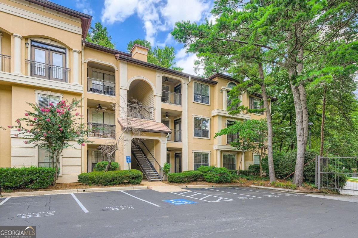 3777 Peachtree Road Brookhaven - 1