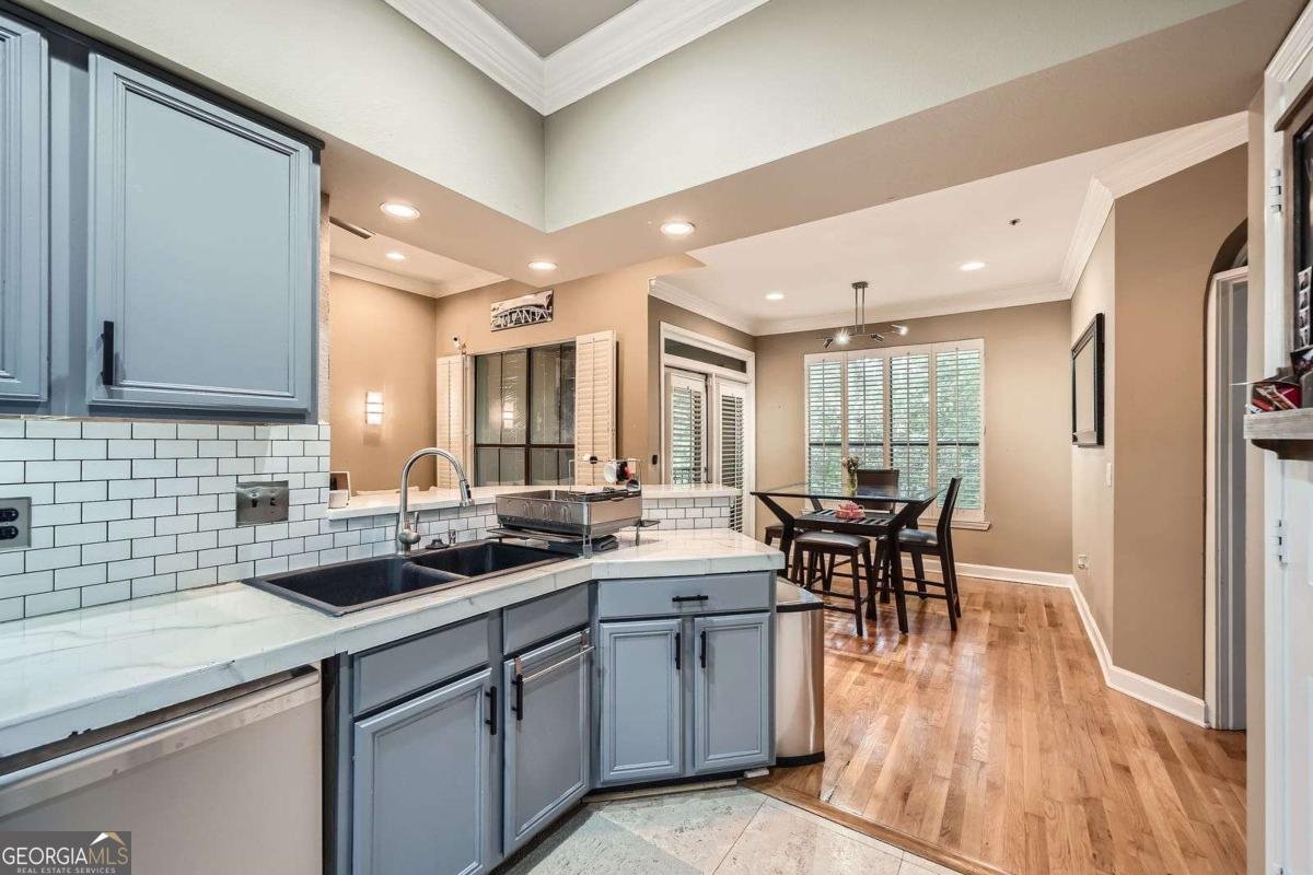 3777 Peachtree Road Brookhaven - 10