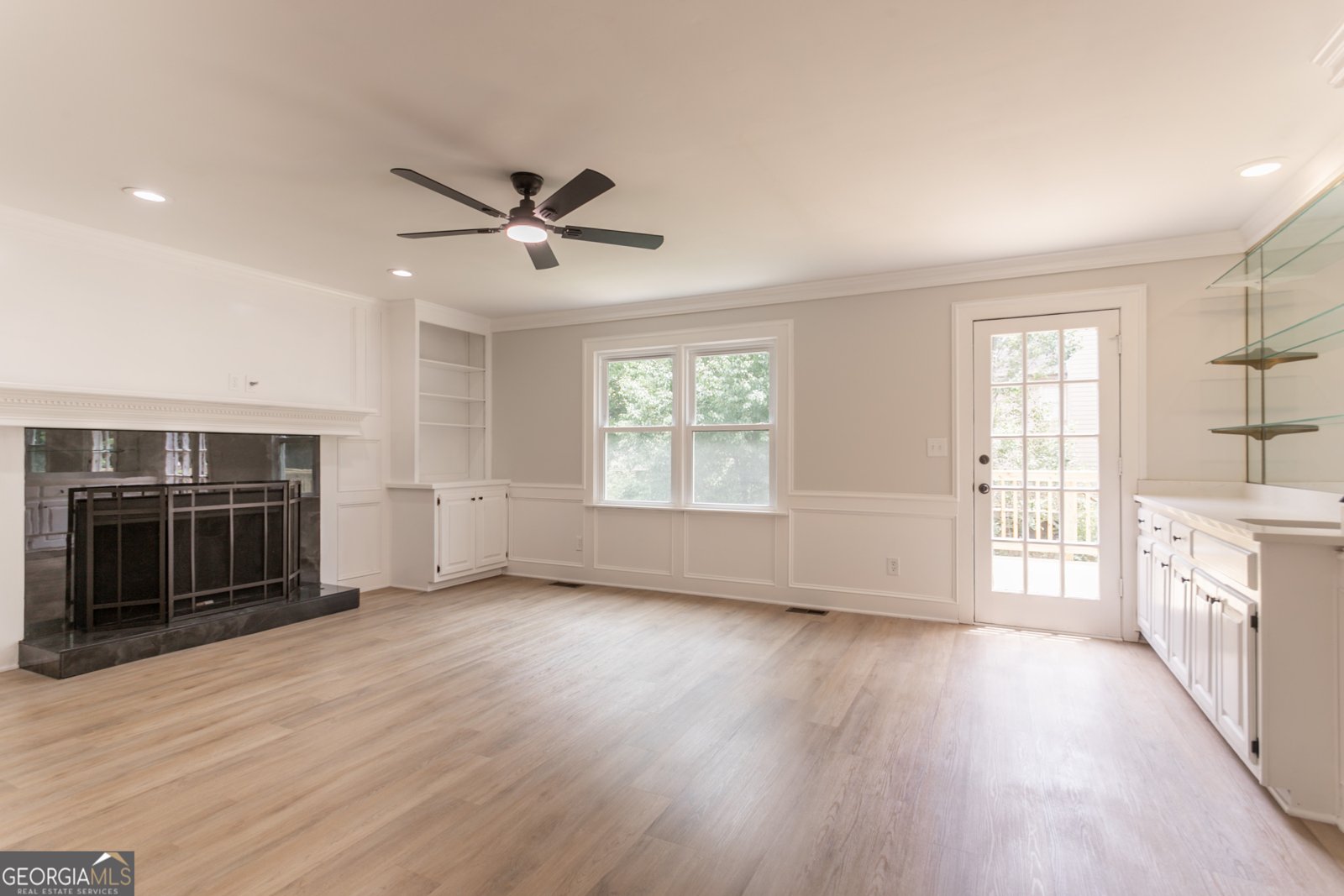 5674 Mountain Crescent Stone Mountain - 27