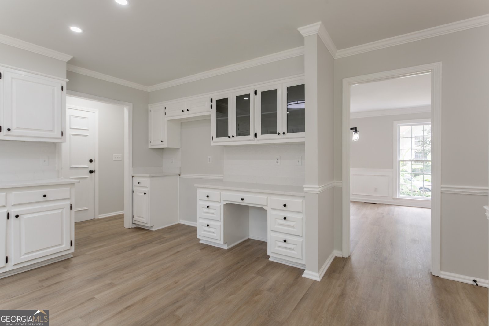5674 Mountain Crescent Stone Mountain - 8