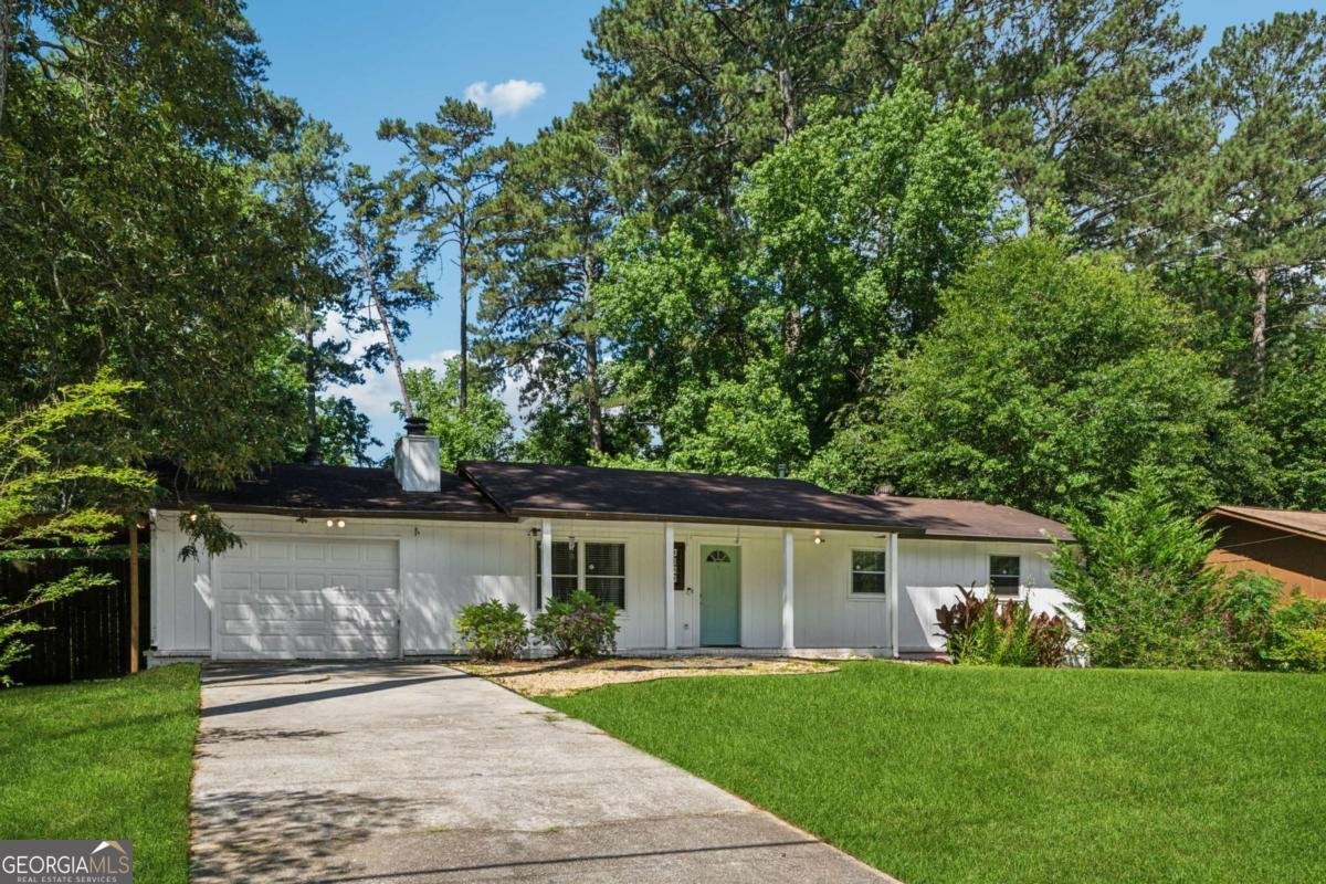 3123 DESHONG Drive Stone Mountain - 2