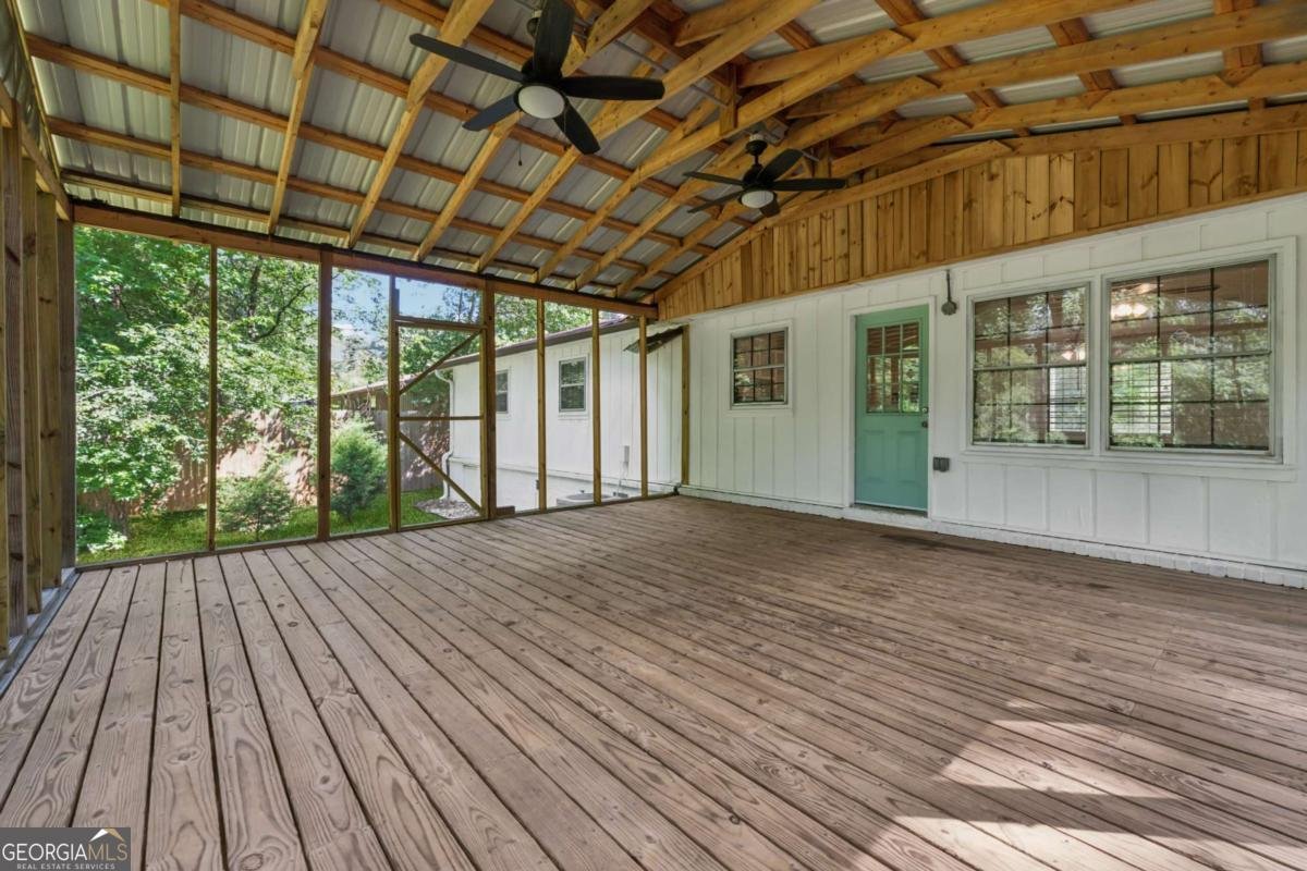 3123 DESHONG Drive Stone Mountain - 21