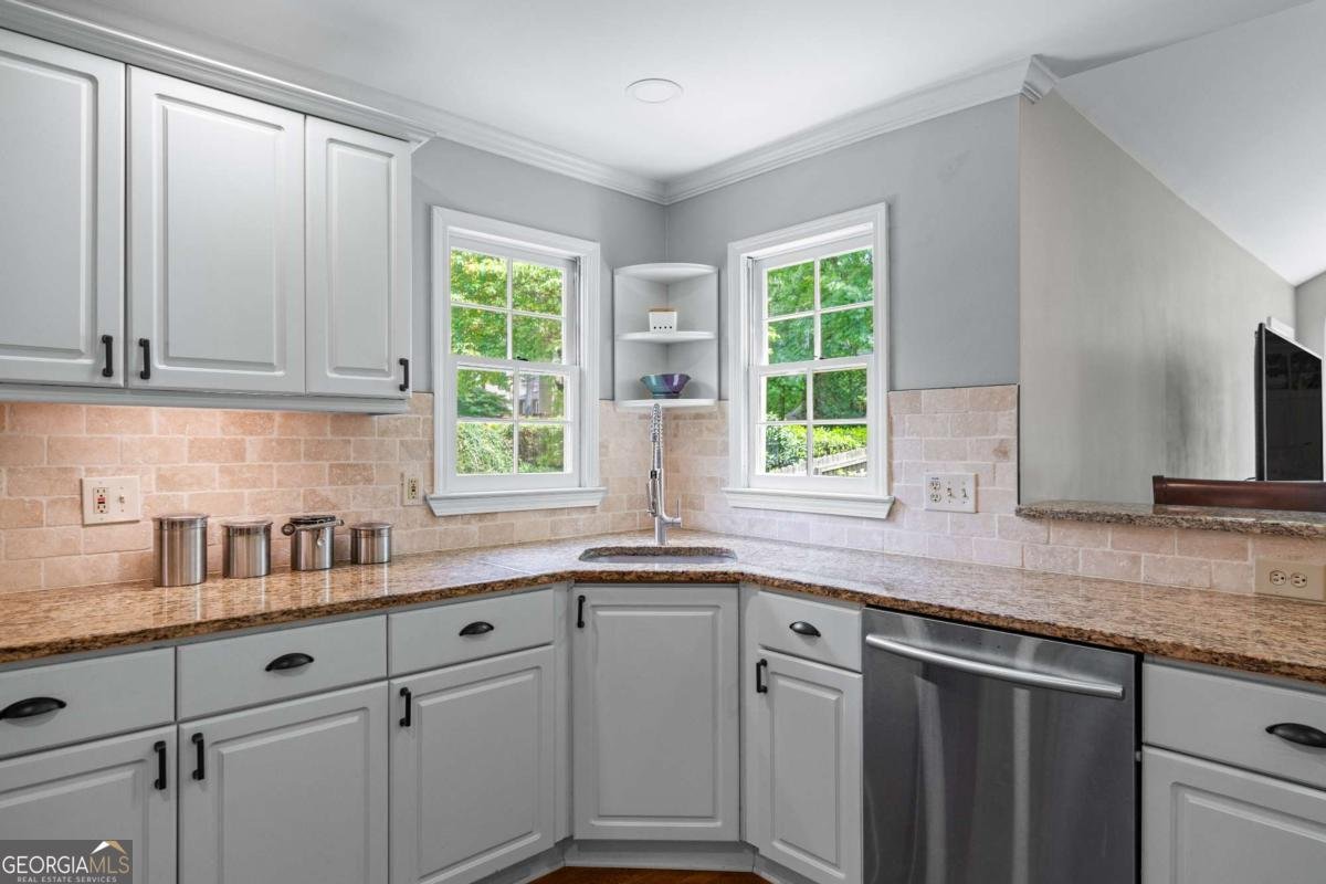 2864 Wyndcliff Court Marietta - 1