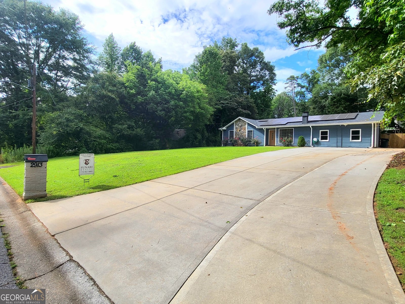 2913 Jordan Forest Trail Lawrenceville - 46