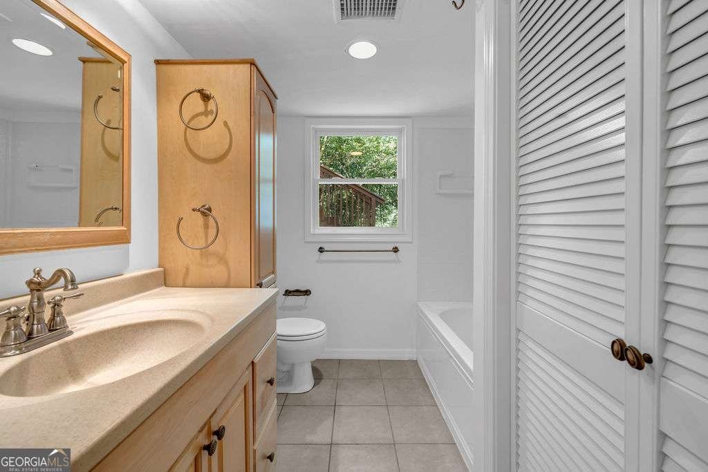 2585 Regency Drive Tucker - 28