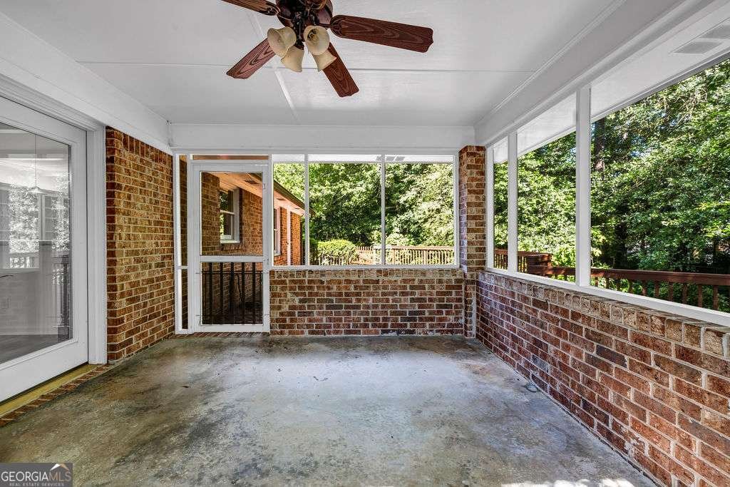 2585 Regency Drive Tucker - 6