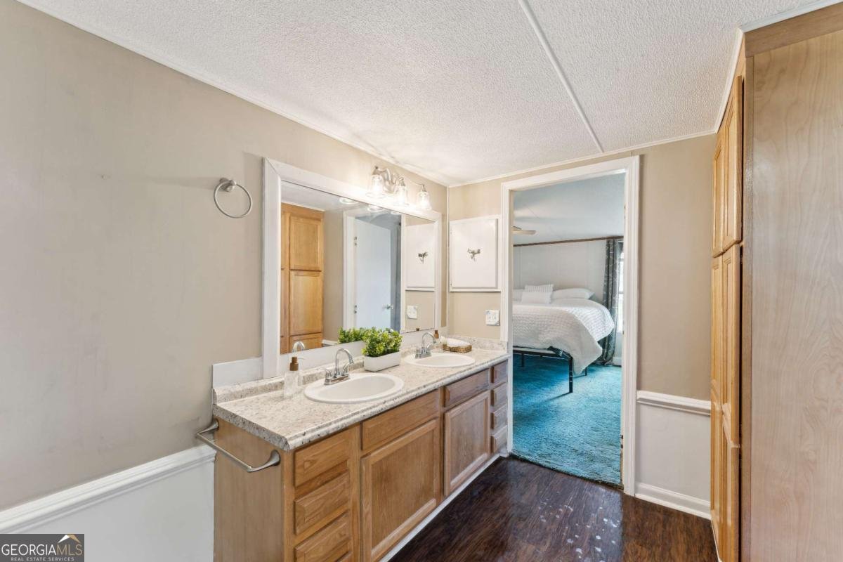 352 Mockingbird Drive Springfield - 2