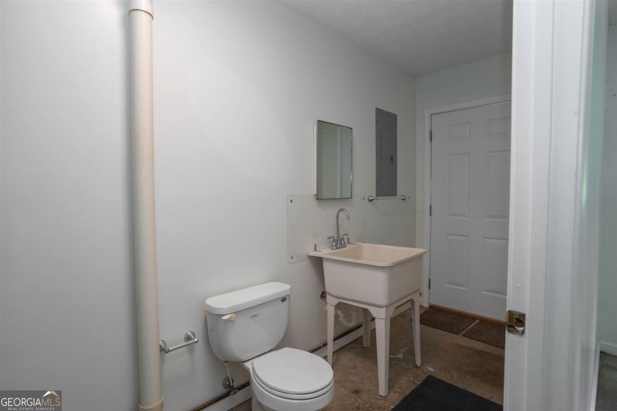 3081 Clack Road Madison - 33