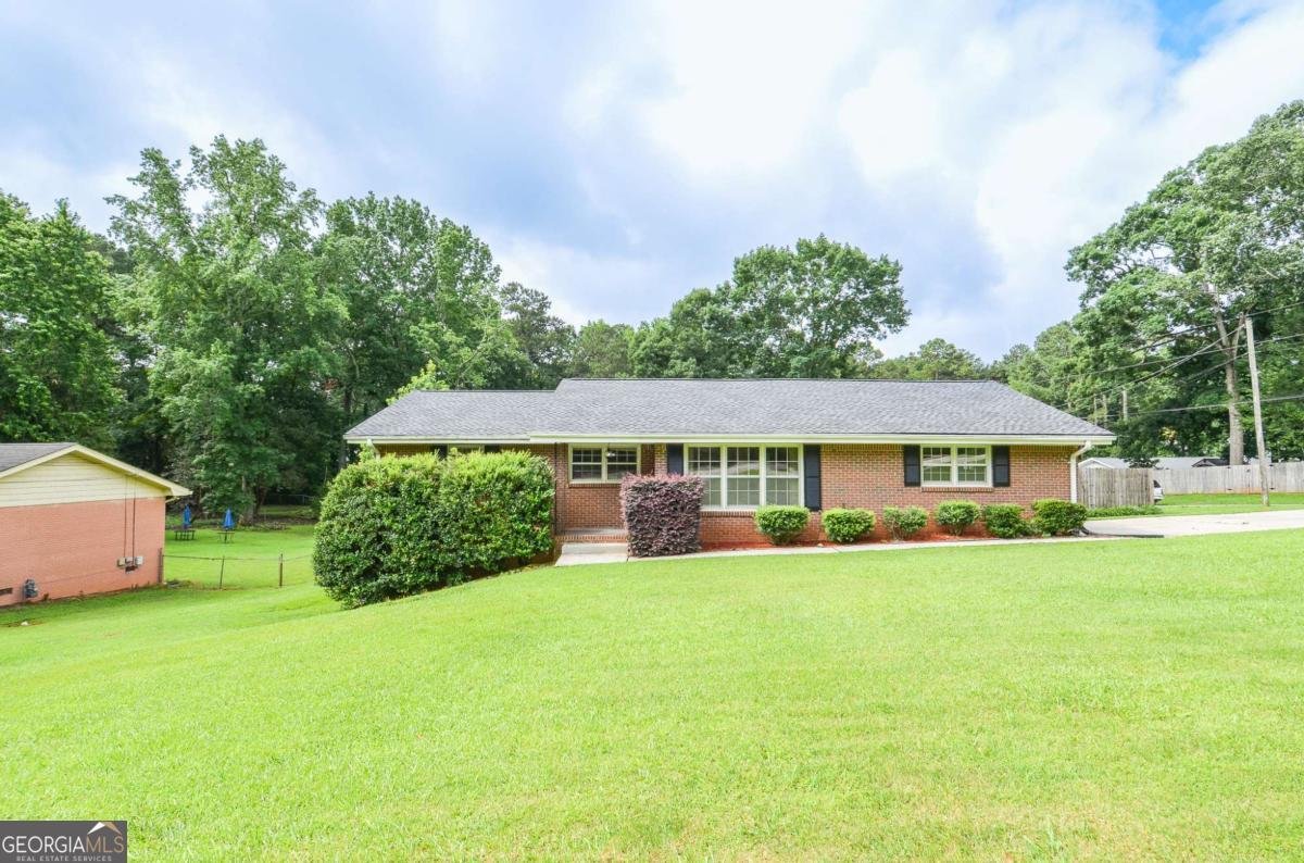 879 Old Tucker Road Stone Mountain - 1