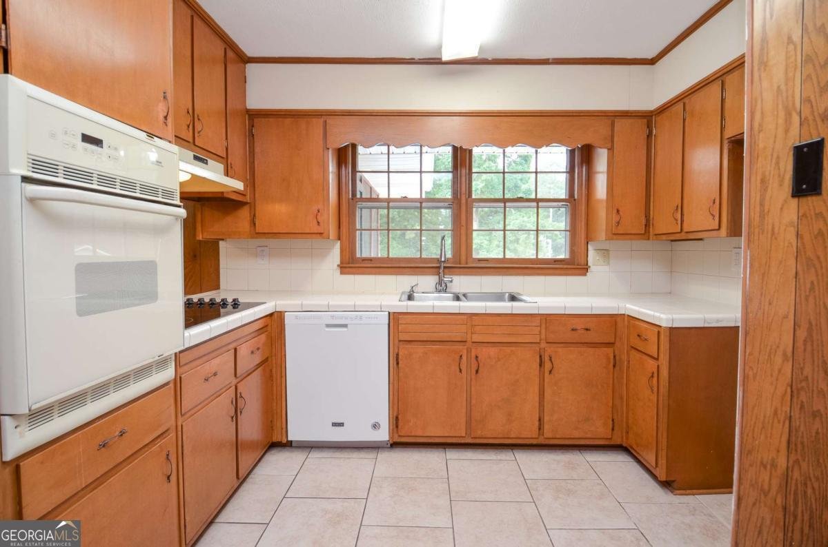 879 Old Tucker Road Stone Mountain - 14