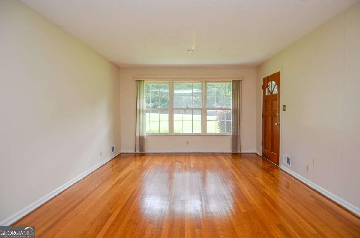 879 Old Tucker Road Stone Mountain - 8