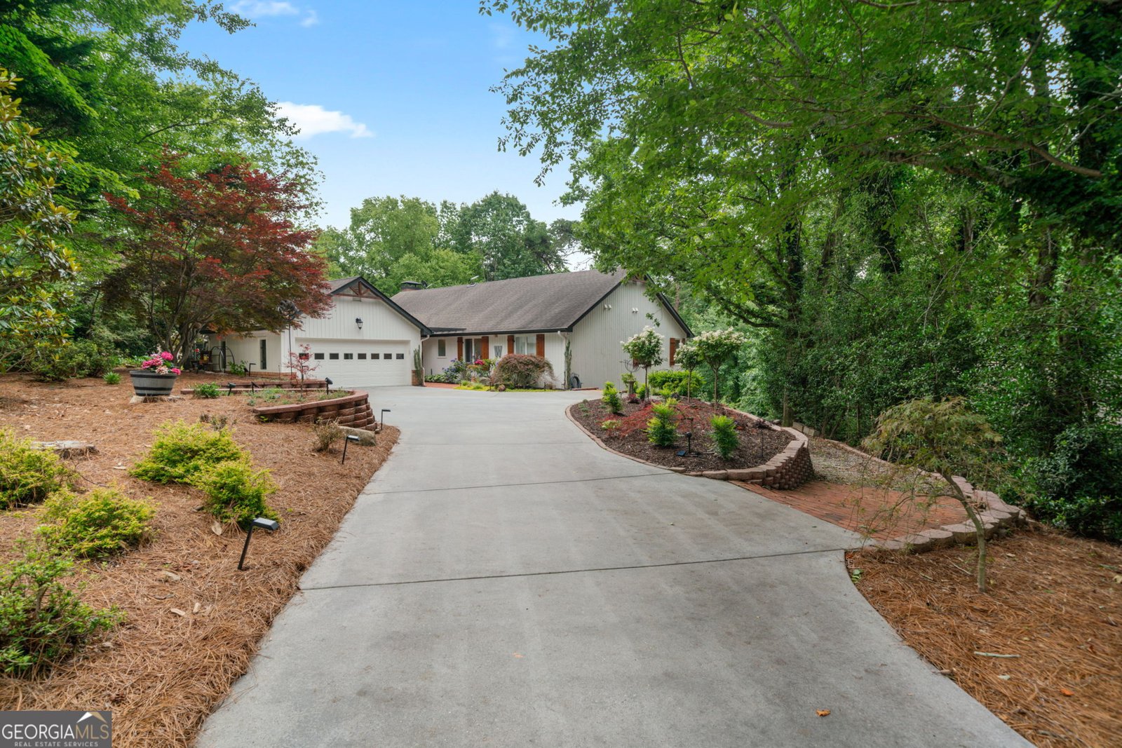 8180 Old Mill Drive Gainesville - 24