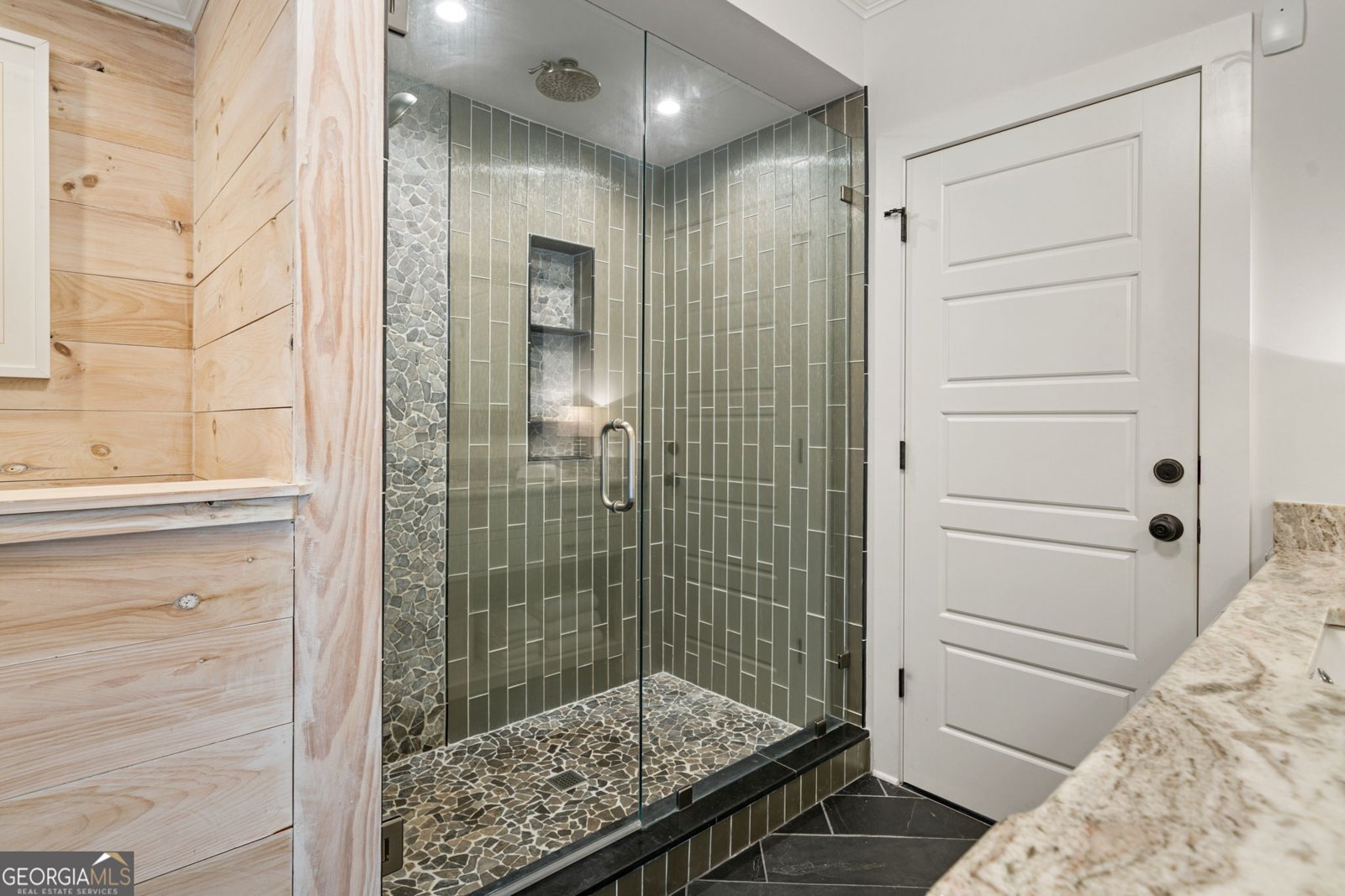 8180 Old Mill Drive Gainesville - 75