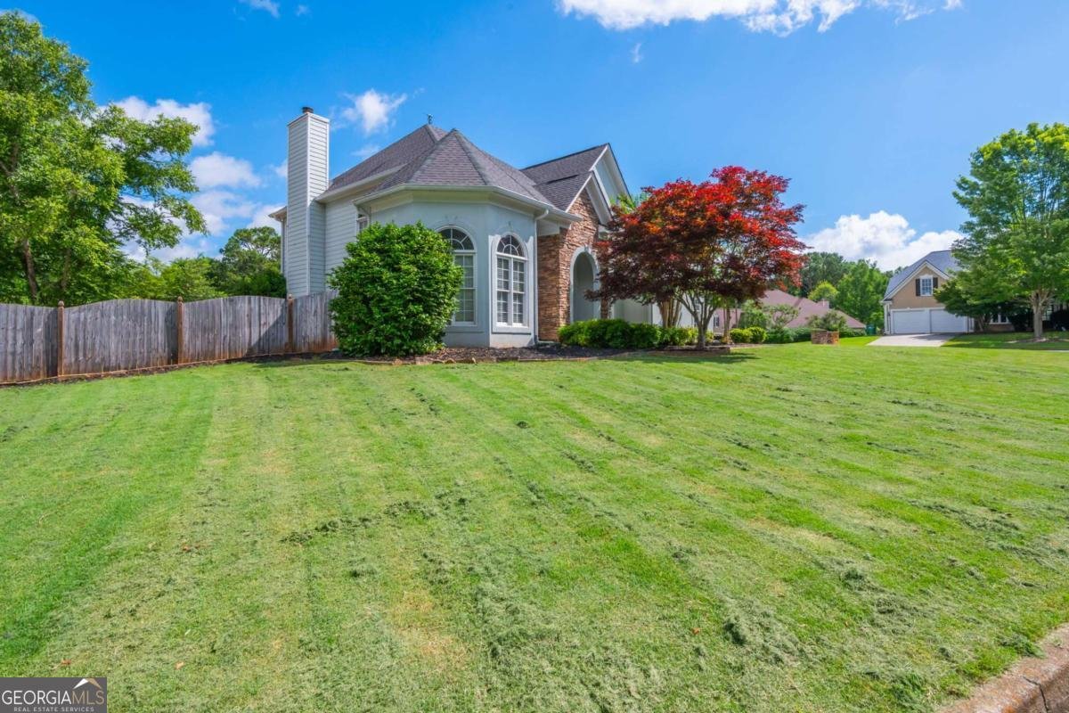 2000 Settindown Drive Roswell - 3