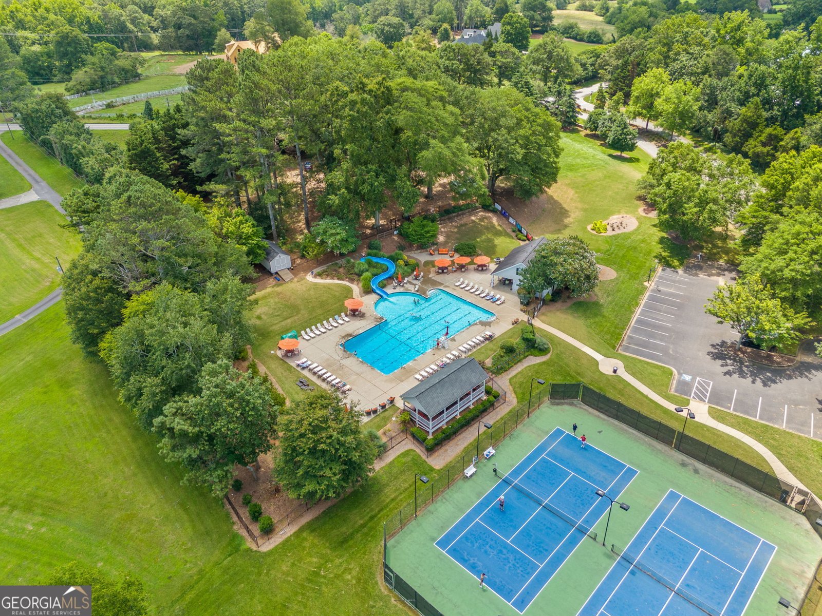 507 Wintergreen Way Canton - 43