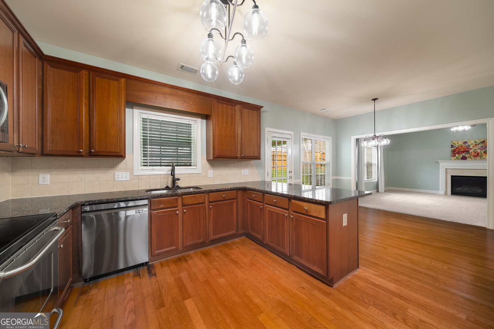 872 Misty View Court Lilburn - 10
