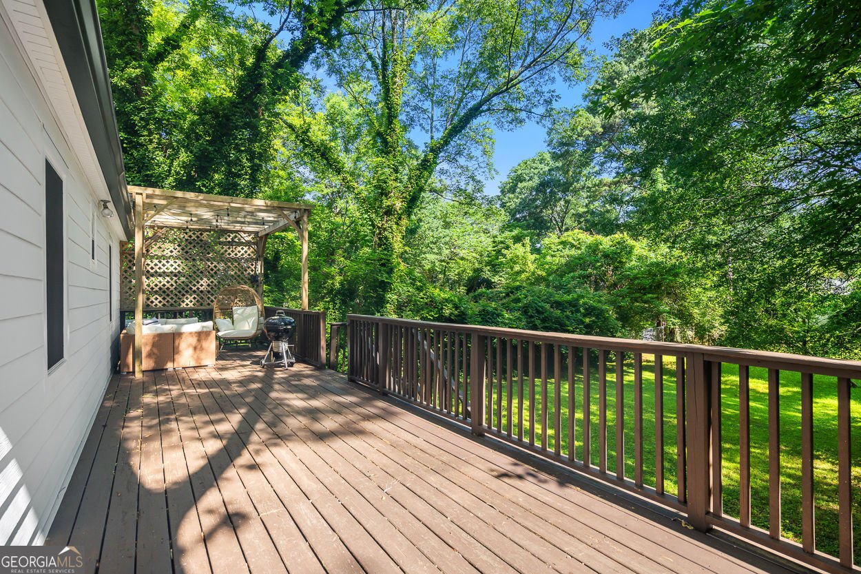 1556 Braeburn Drive Atlanta - 25