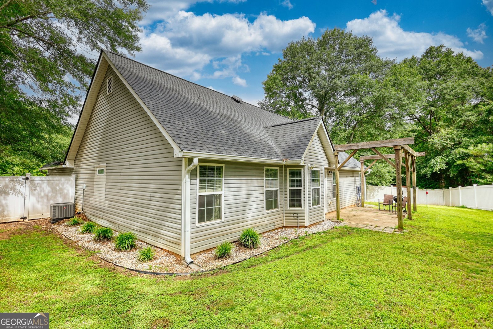 556 Walton Drive Social Circle - 1