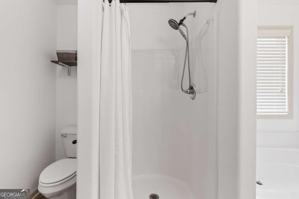 506 Highpoint Circle Winder - 22