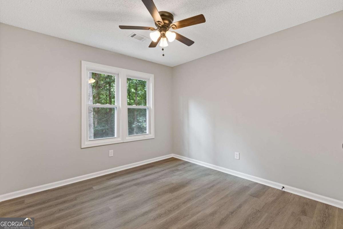 4847 Royal Drive Duluth - 14