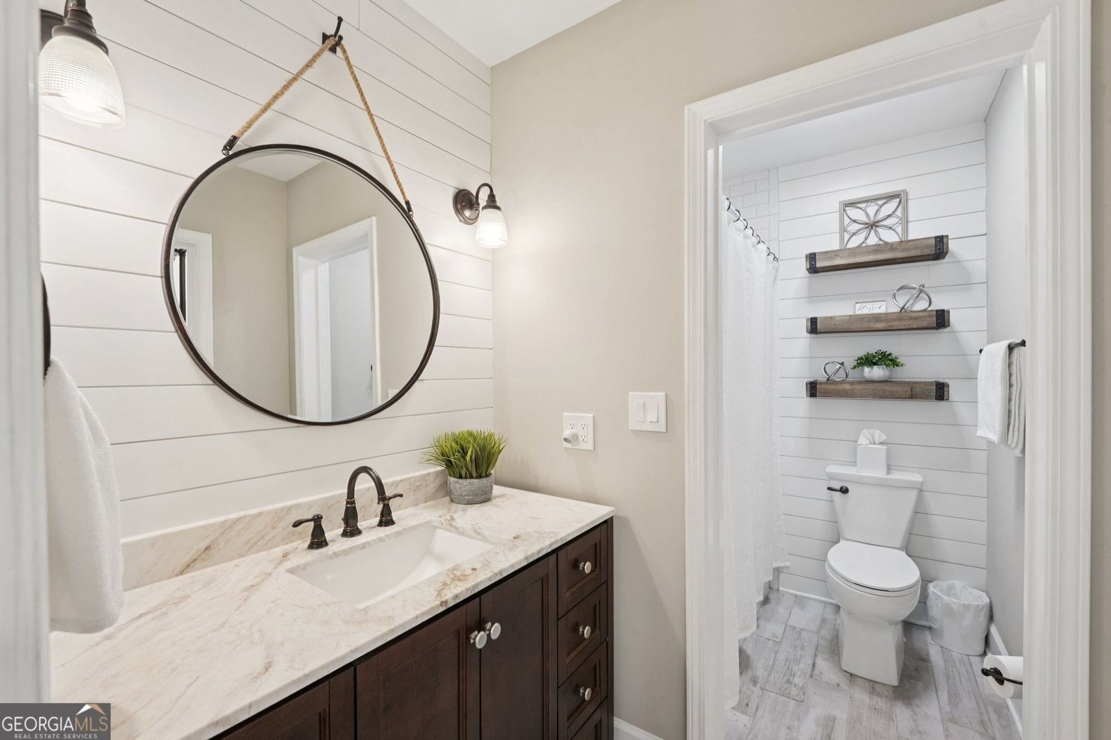 15305 Highgrove Road Milton - 55