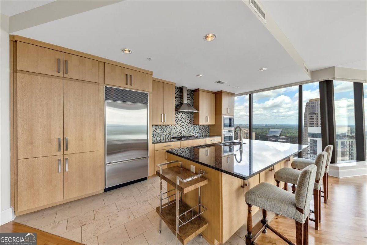 3344 Peachtree Road ATLANTA - 18