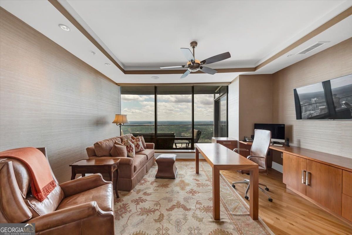 3344 Peachtree Road ATLANTA - 22