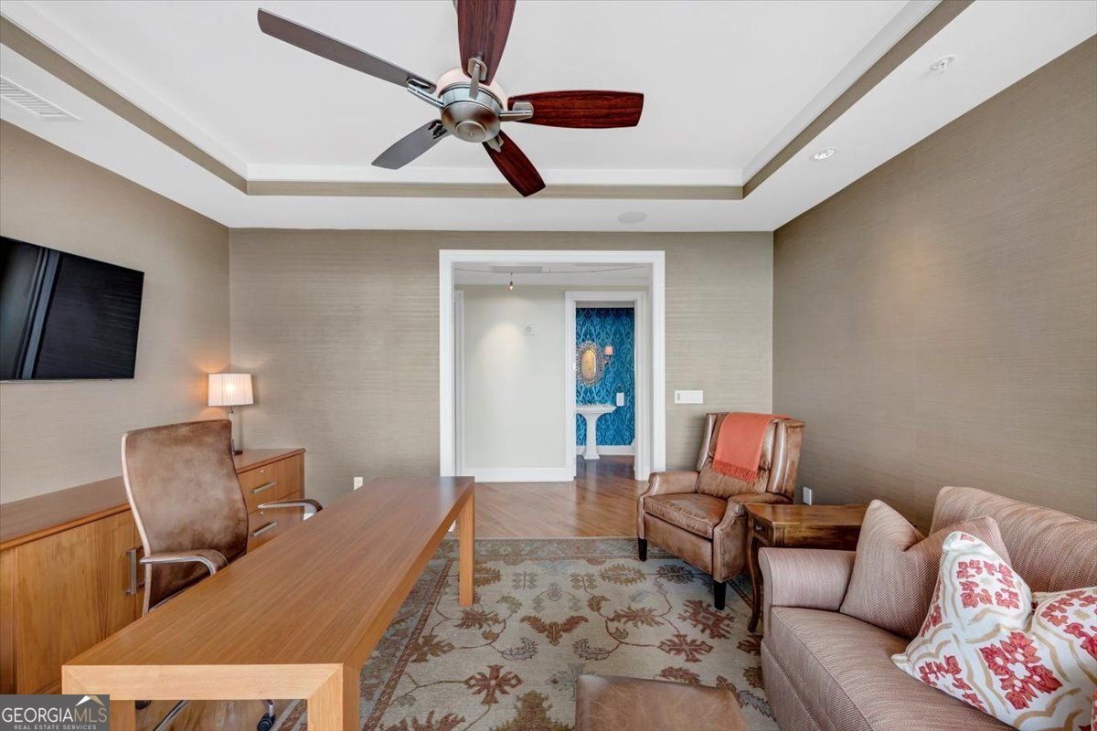 3344 Peachtree Road ATLANTA - 24