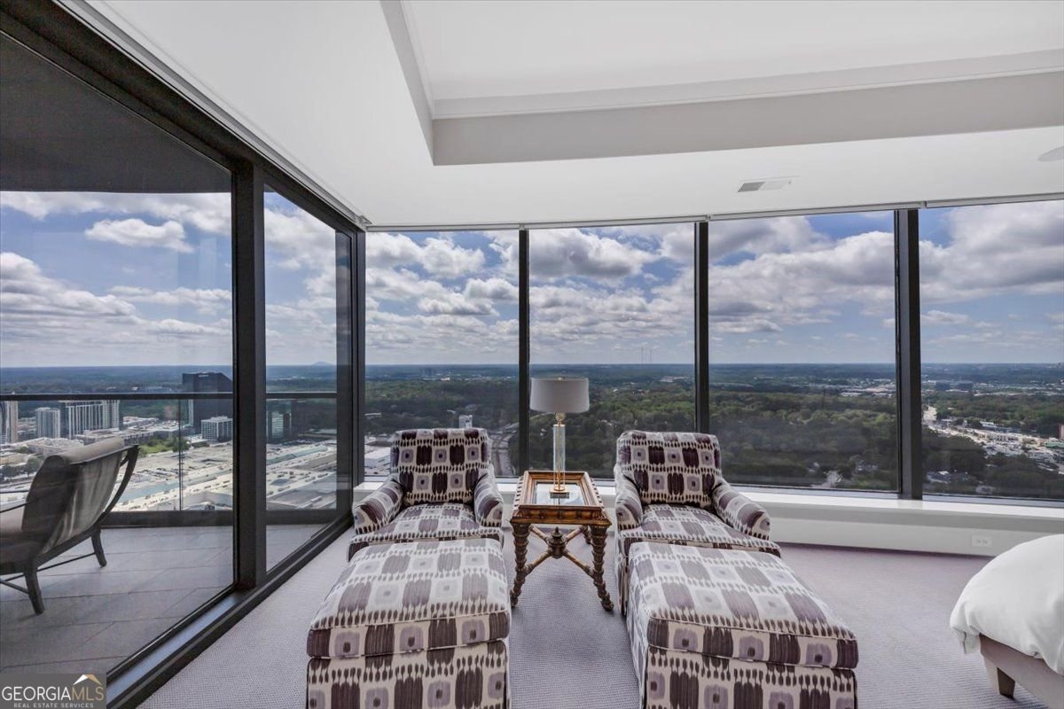 3344 Peachtree Road ATLANTA - 31