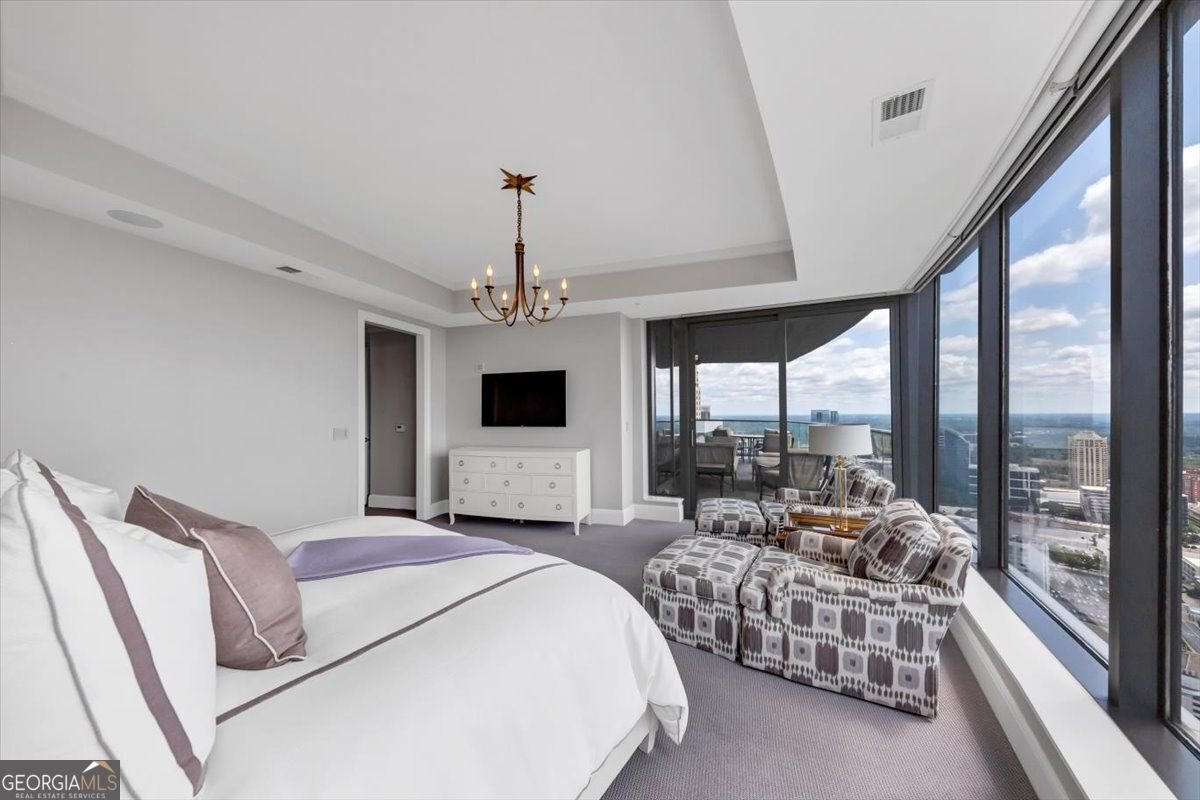 3344 Peachtree Road ATLANTA - 33