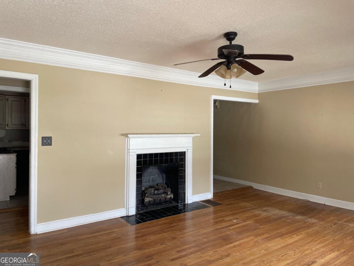 1867 Dresden Drive Atlanta - 2